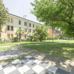  Apartamento Arte E Cinema - 10 Min Da Venezia Italia