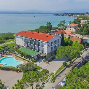 hotel-miramar.it-lombardy.com/