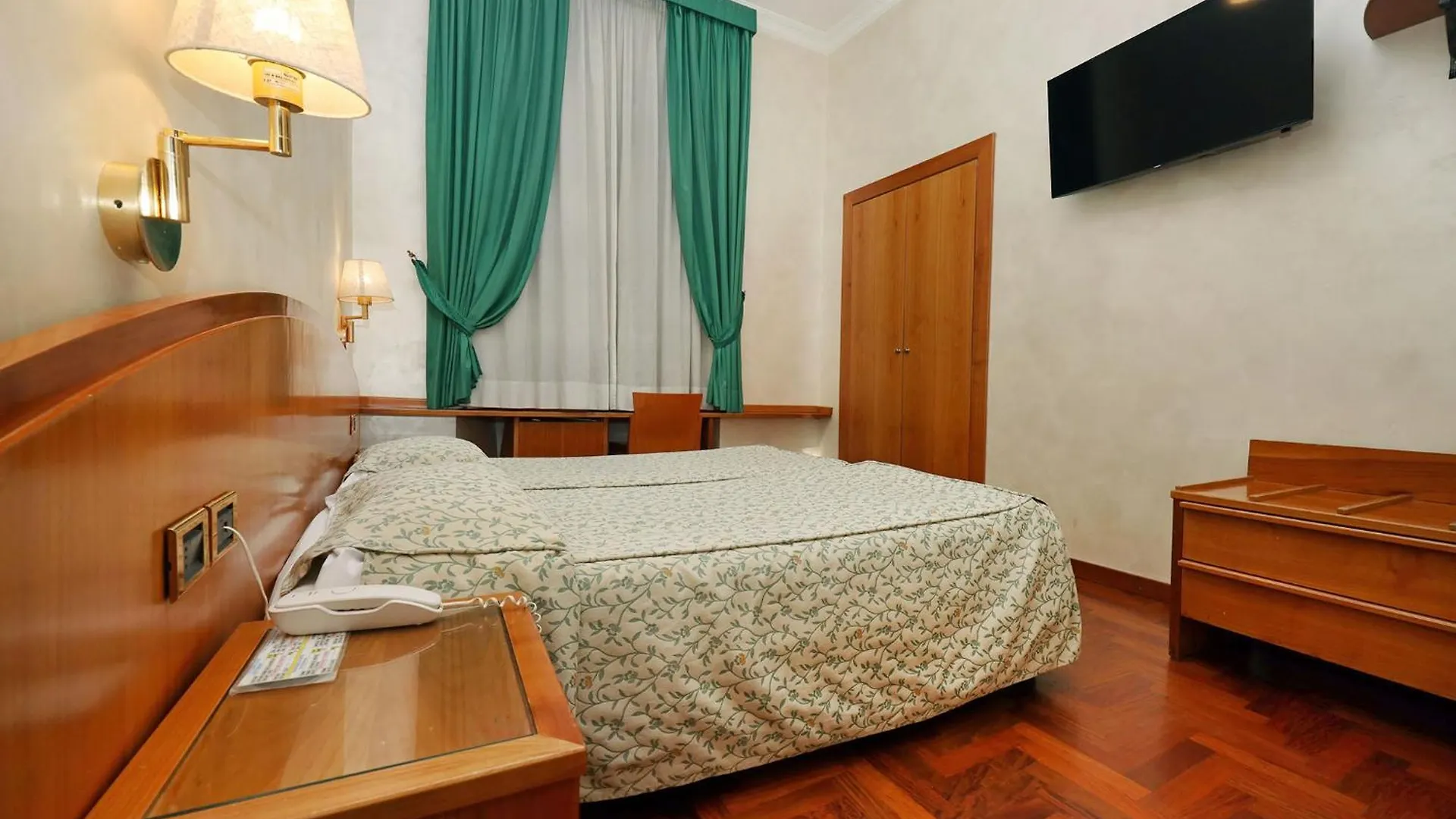 רומא Hotel Corot איטליה