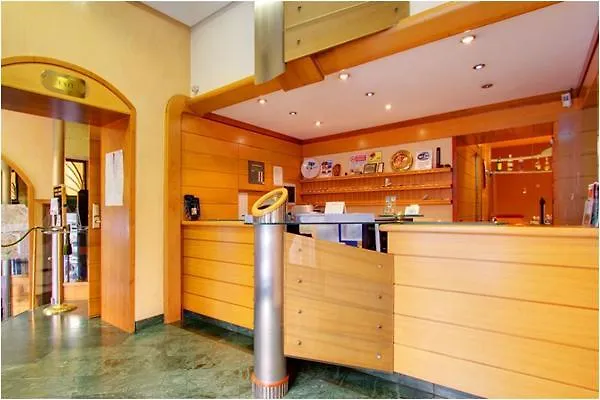 Hotel Corot Рим
